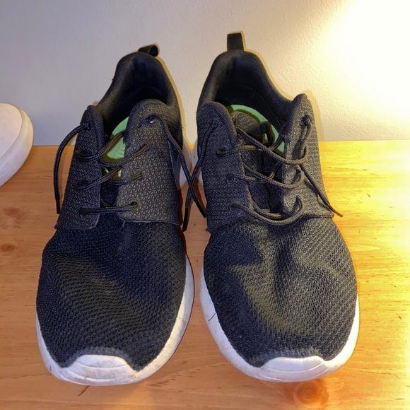 Nike Roshe - Picture 4 of 5